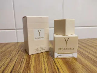 Yves Saint Laurent. Eau de toilette mujer.