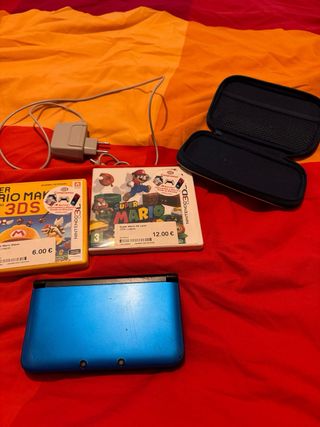 Nintendo 3DS XL Blu + Super Mario 3D Land