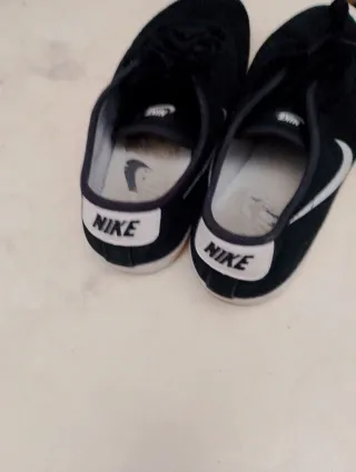 Zapatillas Nike Mujer Talla 38.5 Negras