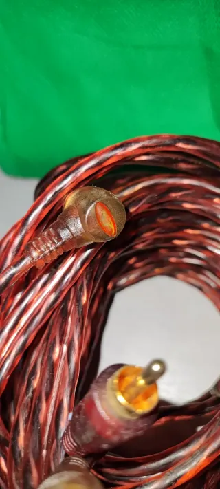 Cable RCA rockford fosgate Rojo y Transparente