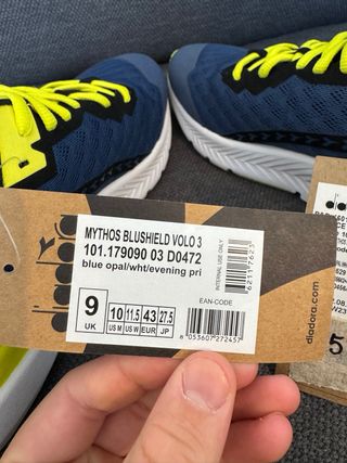 Zapatillas Diadora Mythos Volo 3 Azul/Amarillo