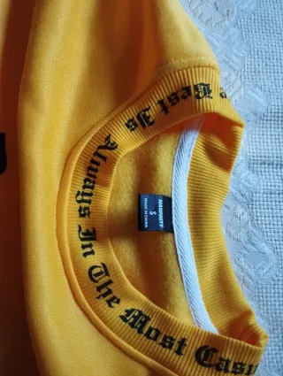Sudadera Amarilla