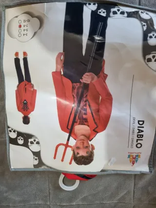 Vestiti di varie marche. Varie taglie. Solo 1 uso