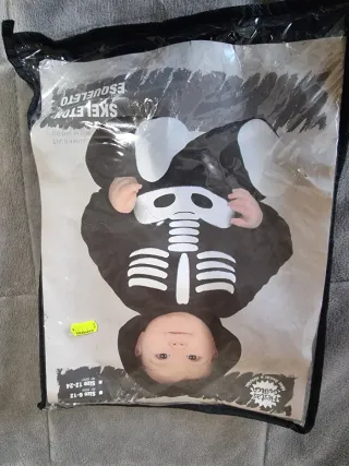 Vestiti di varie marche. Varie taglie. Solo 1 uso