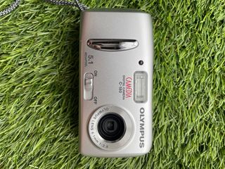 Cámara Digital Olympus C-180 Como Nueva