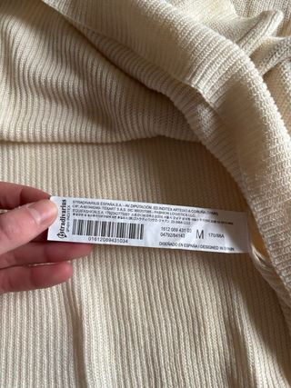 Jersey cárdigan crema/beige de Stradivarius