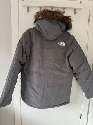 Parka The North Face McMurdo Gris talla S y M
