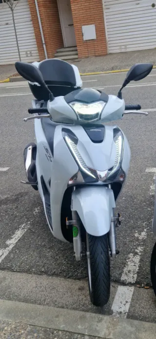 Moto Honda Blanca