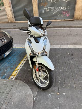 Moto Honda Blanca