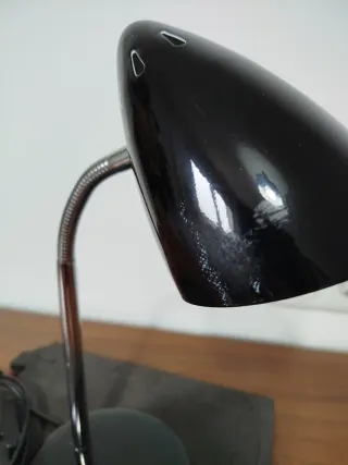 Lampara de Escritorio Flexo 2025