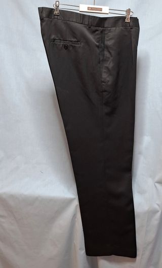 Pantalón de vestir negro corte clásico