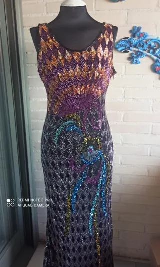 Vestido de noche lentejuelas y pedrería