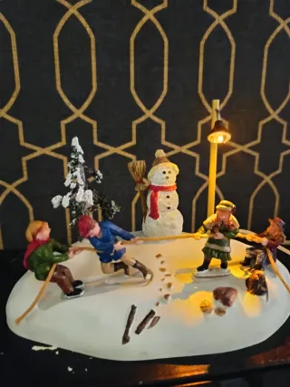 Lemax Ragazzi vs Ragazze Scena Invernale