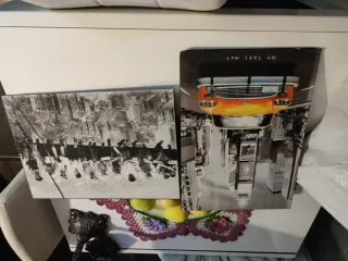 Lámpara antigua y mapa de Navarra