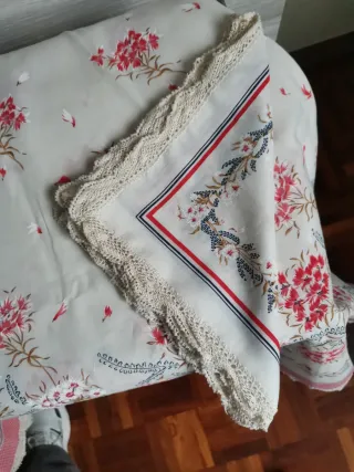 Mantel redondo 154cm + 6 servilletas