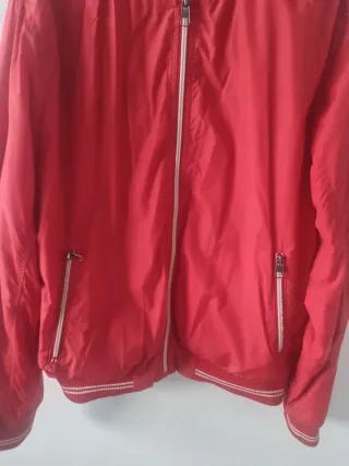 Chaqueta bomber H&M roja