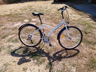 Bicicleta B'Twin Blanca