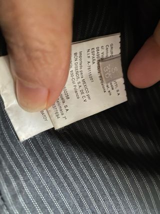 Chaqueta de piel negra