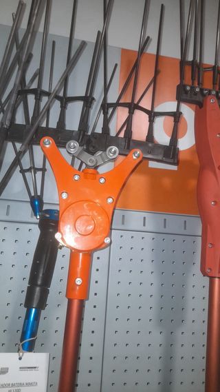 Vareador Oliva Gasolina tipo peine ( nuevo )