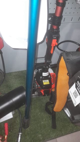 Vareador Oliva Gasolina tipo peine ( nuevo )