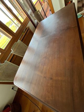 Mesa Luis XV madera beige y marrón