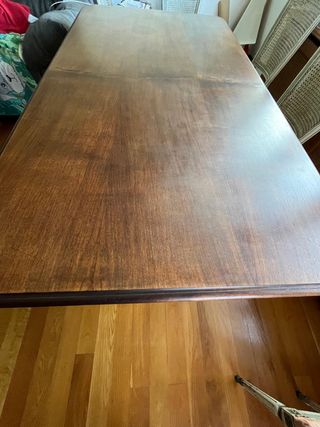 Mesa Luis XV madera beige y marrón