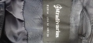 Cazadora cuero Stradivarius azul