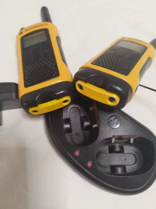 Walkie Talkie Motorola T80 (2 unità)