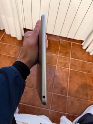 iPad 6ª Gen 32GB Plata