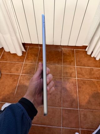 iPad 6ª Gen 32GB Plata