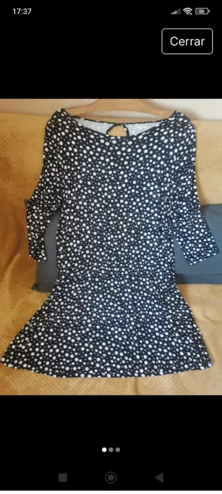 Vestido de lunares negro y blanco