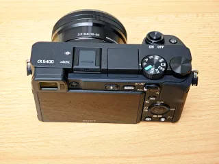 Cámara Sony a6400 + Objetivo 16-50mm OSS