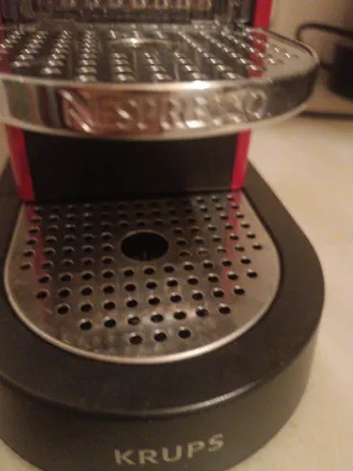 Cafetera Nespresso Krups citiz Roja