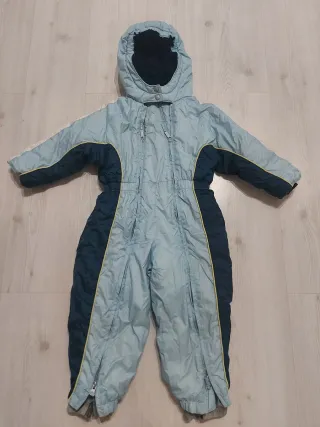 Mono de nieve para niño azul y oscuro