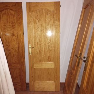 Puertas de madera roble claro