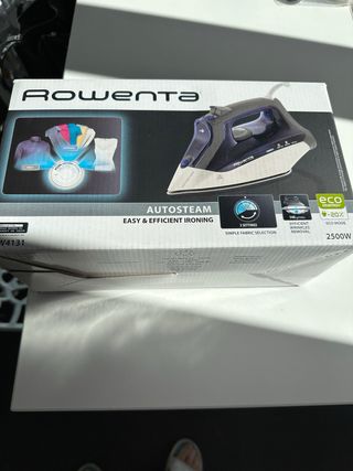 Plancha Rowenta AutoSteam sin usar