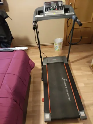 Cinta de correr Sportstech F10 plegable