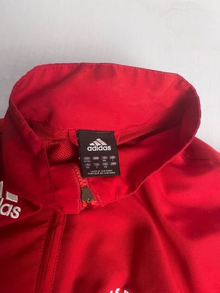 Adidas 3-stripes jacket 2000’s windbreaker sponsor