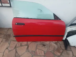 Puerta BMW E36 coupé Roja