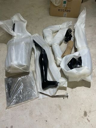 Maniquí Hombre Negro Nuevo