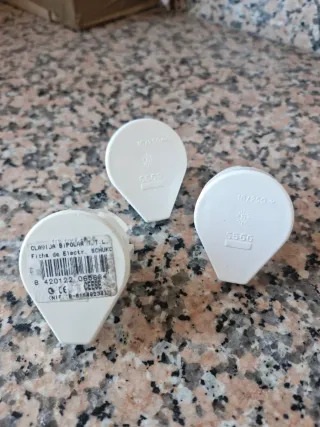 3 Clavijas Bipolares Schuko