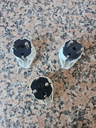 3 Clavijas Bipolares Schuko