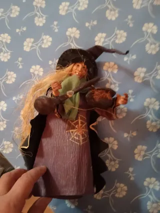 Brujas decorativas