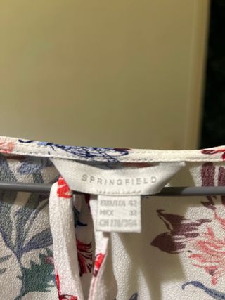 Blusa floral M y top rayas M