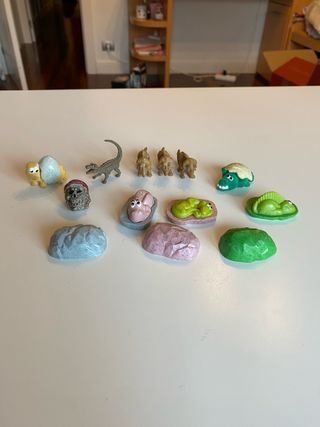 Piccoli dinosauri giocattoli da collezione