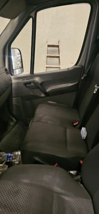 Mercedes-Benz Sprinter 2012