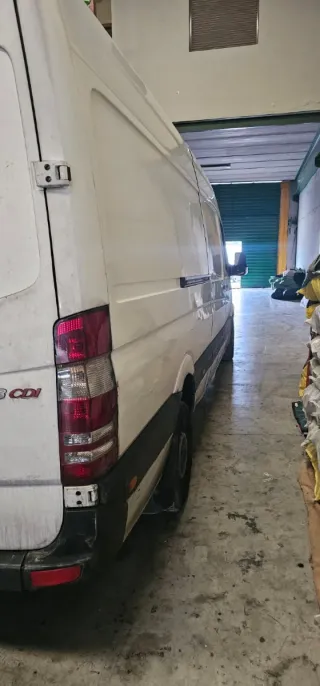 Mercedes-Benz Sprinter 2012