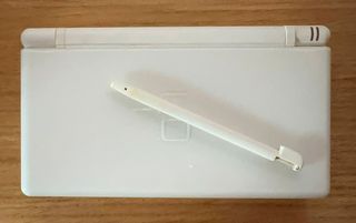 Lote de 2 Consolas Nintendo DS Lite con 1 cargador