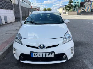 Toyota Prius 2014