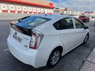Toyota Prius 2014